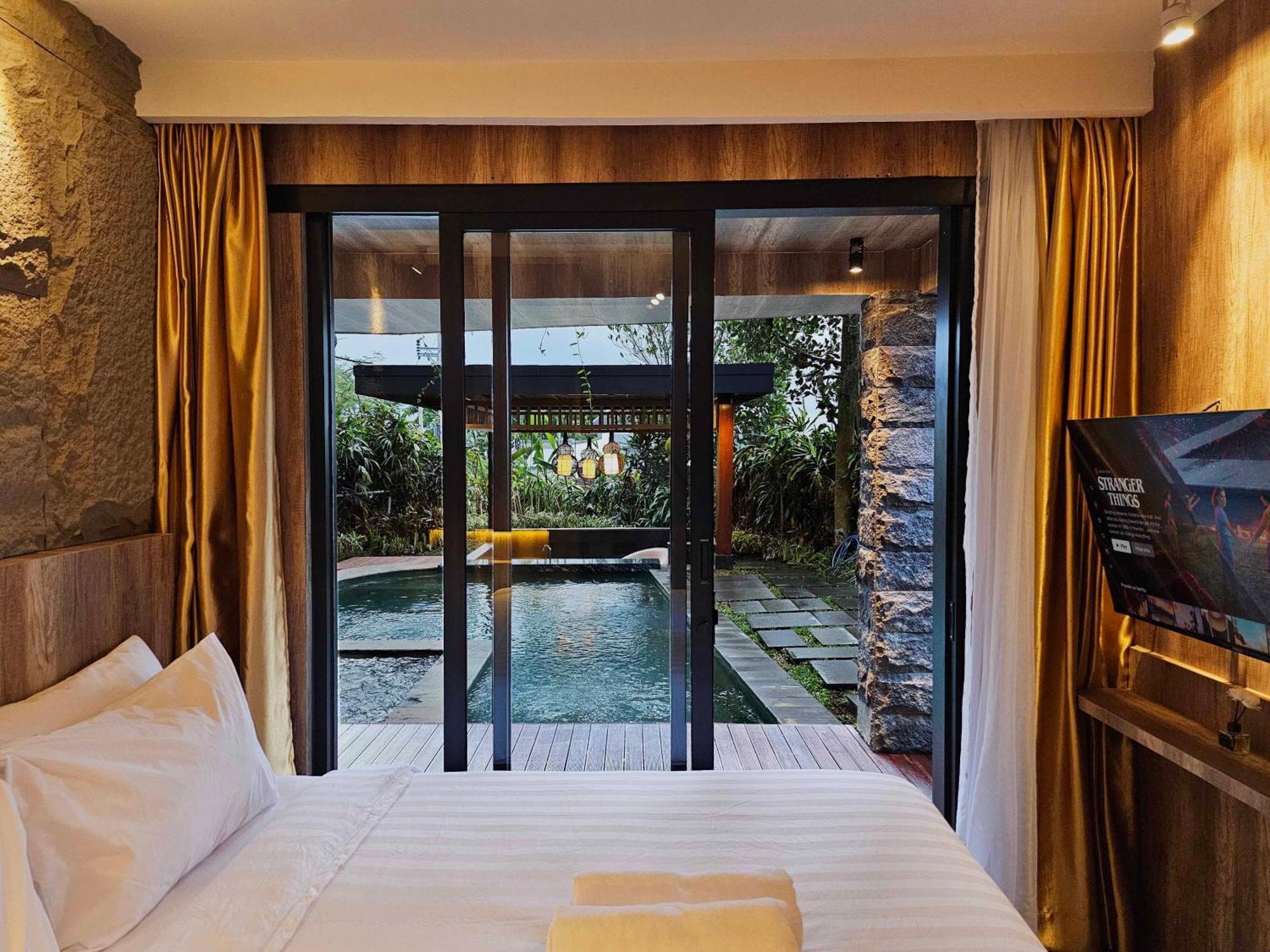 Villa 4-Br Klub Bunga No 4 Batu Malang Dış mekan fotoğraf